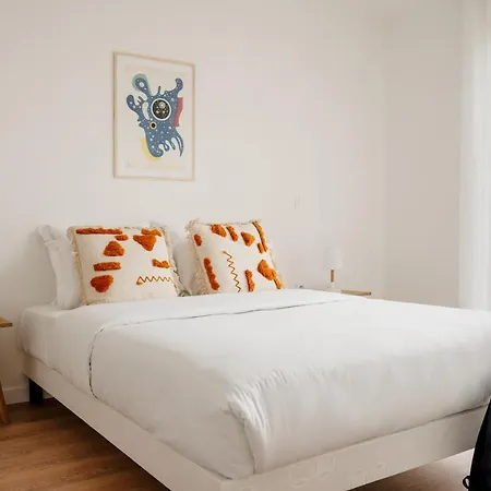 Edgar - Meudon-la-foret Aparthotel 4*