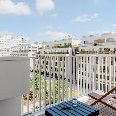Edgar - Meudon-la-foret Hotel apartamentowy 4*