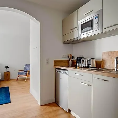 Edgar - Meudon-la-foret Hotel apartamentowy 4*