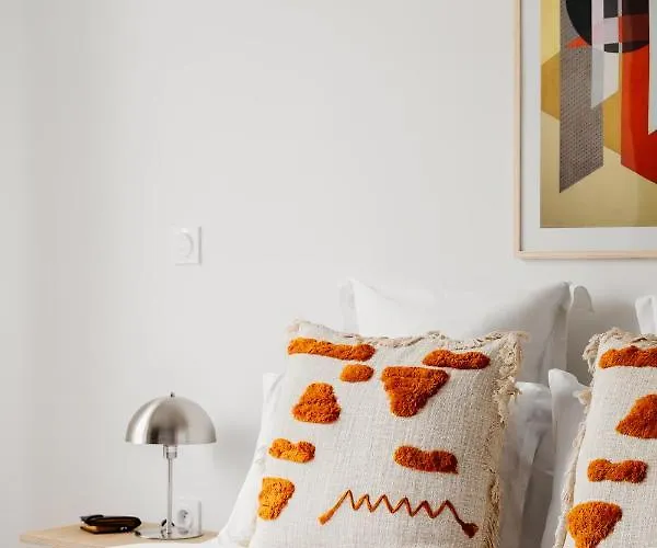 Appart hôtel Edgar - Meudon-la-foret 4*